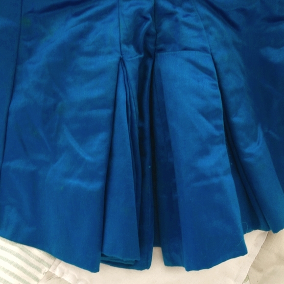 #9 True VICTORIAN Child's SILK SATIN BODICE / JACKET w Original MoonStar Buttons - Picture 6 of 16